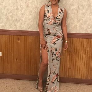 SOLD ‼️Floral Spring Slit Maxi Dress